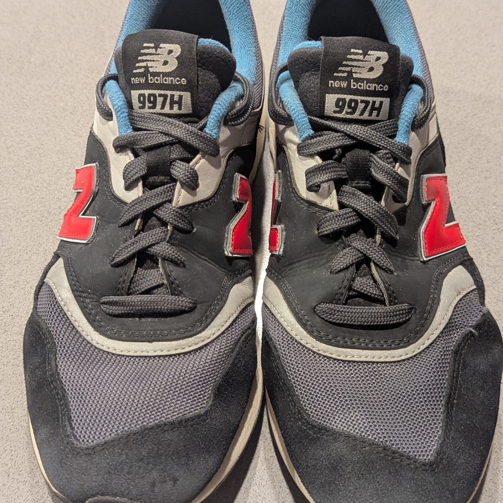 New Balance 997H Men's Shoes - Black and Red